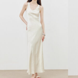 Silk Satin Crepe Chiffon Cool-Feeling Sheath Dress with U-Neck Flowing Drape, Stereoscopic Panel Design