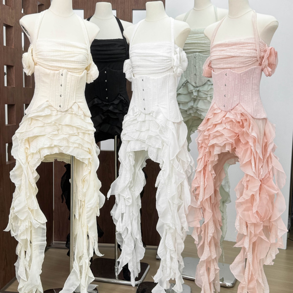 Feng Moti Kim Hyun-ah Style Vietnamese Small Brand Design Flare Irregular Fringe Maxi Dress with Strap Neckline - Image 5