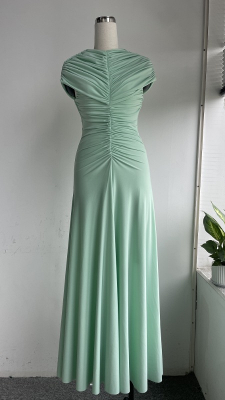 Elegant Green Summer Fitted High Neck Pleated Dress with Vintage Resort Style Long Skirt - Image 6