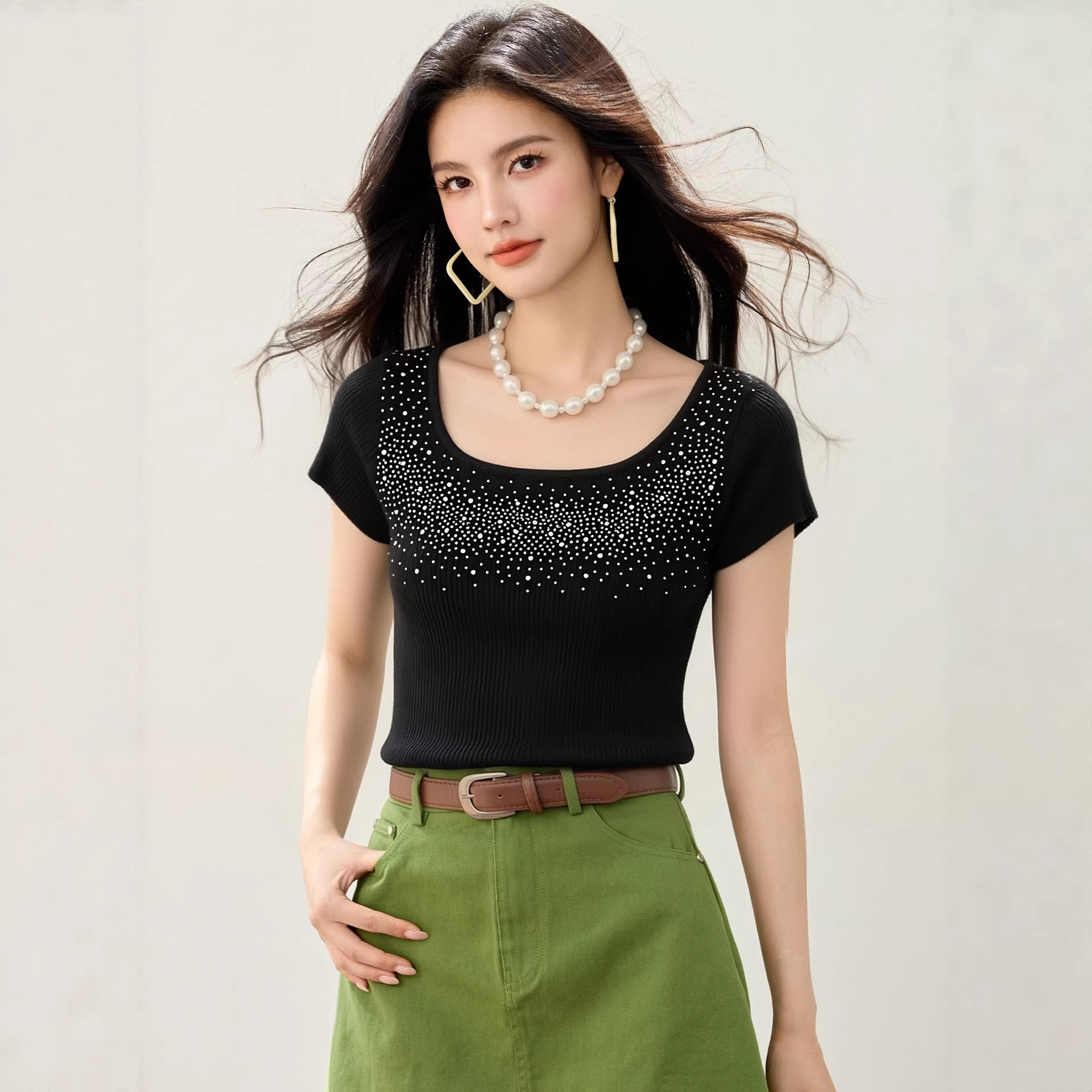 Fashionable Black Embellished U-Neck Short Sleeve Knit Top for Women, Slim Fit, Elegant Inner Layer or Standalone Wear - Image 2